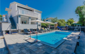 Awesome Apartment In Privlaka With Kitchen